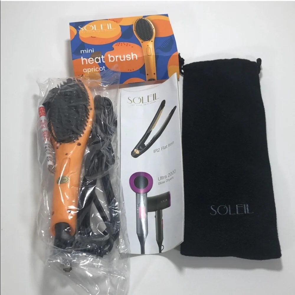 NEW Soleil Apricot Mini Heat Brush - NWT
